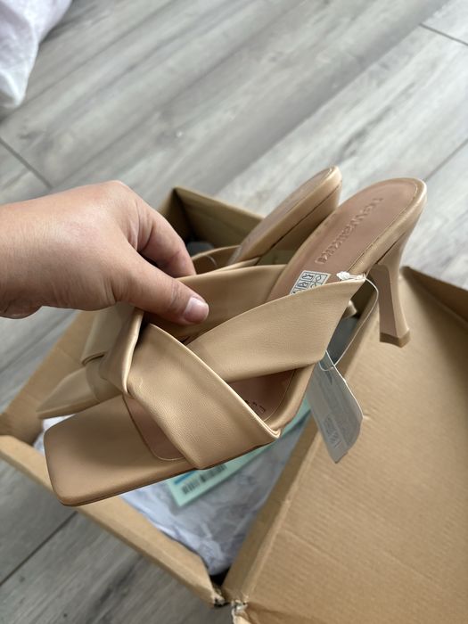 Продам ботинки кожаные