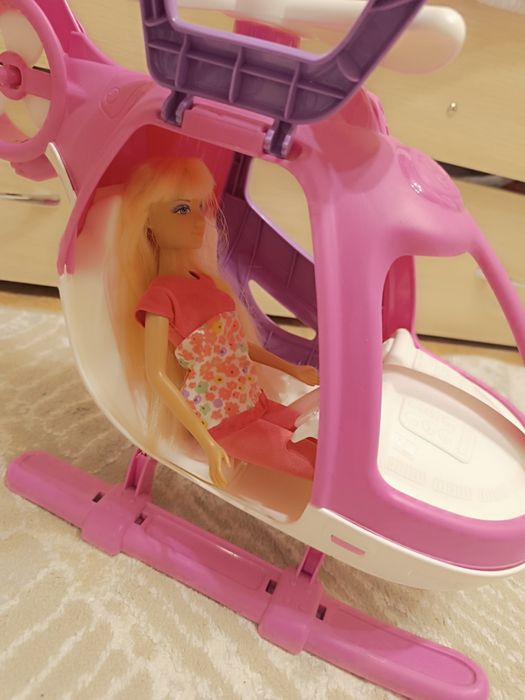 Продам игрушечный вертолет