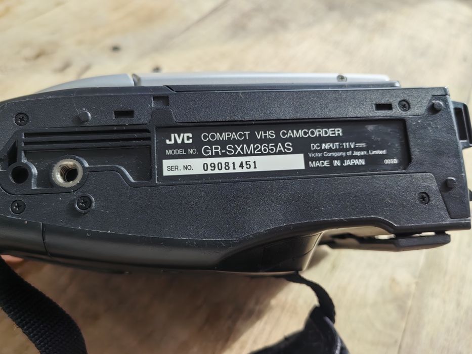 JVC VHS-C ретро видеокамера GR-SXM265AS / VHS effect camera