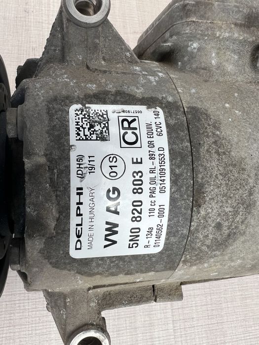 Компресор за климатик 5N0 820 803 E Delphi VW AG
