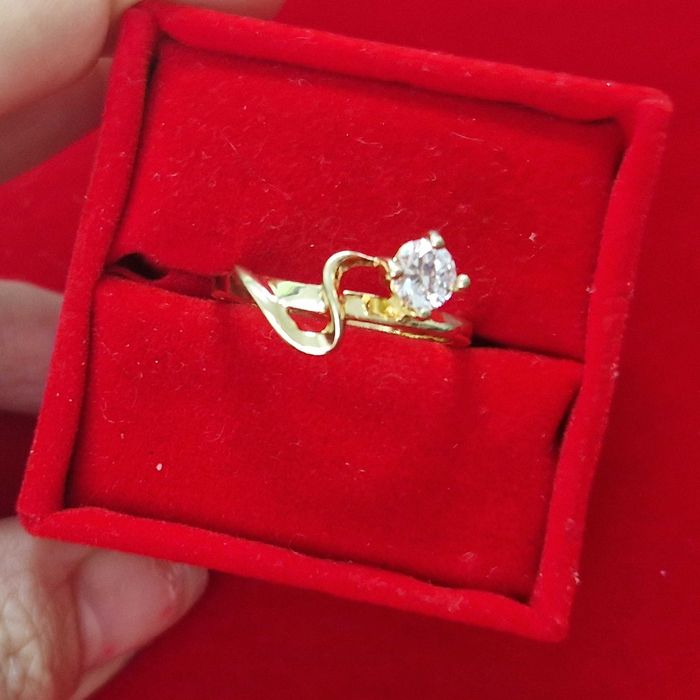 GR117,inel placat aur 14k, model logodna, inedit, zirconiu alb,superb