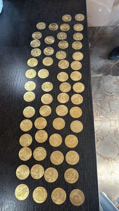 Vând monede placate cu aur de 24k Frank Iosif 4 ducat 1915 1la1