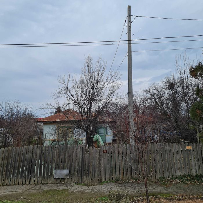 CASA DE VANZARE TANDAREI (Str. Garii,cu teren 1600mp)