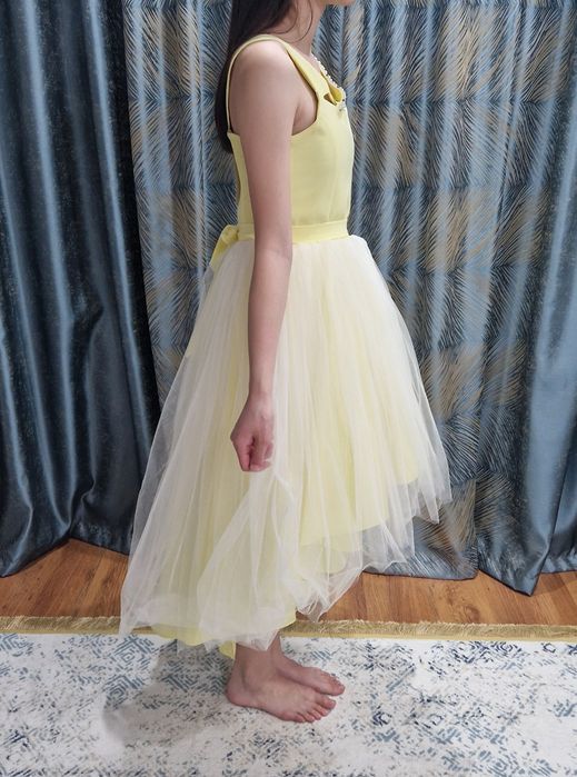 Красивое новое платье