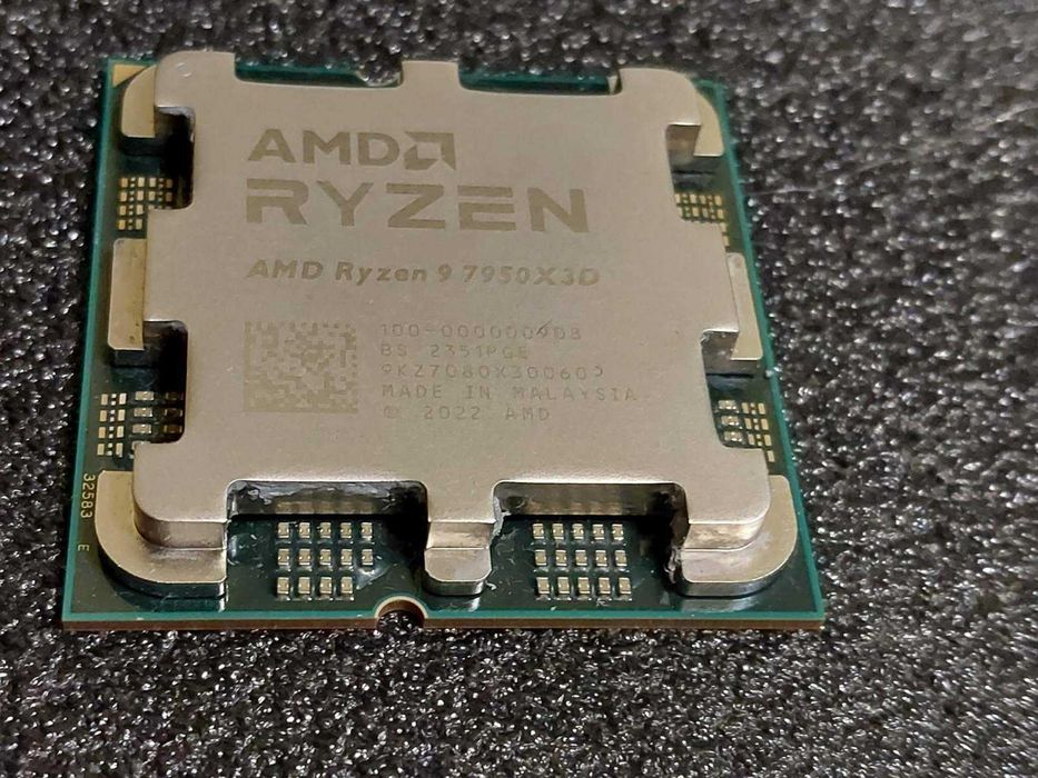 AMD Ryzen 9 7950X3D, 16-ядрен, АМ5