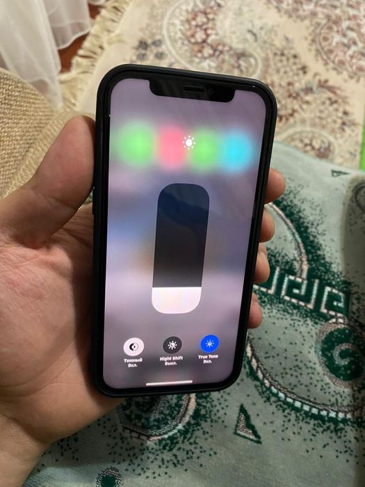 Продоется айфон 12