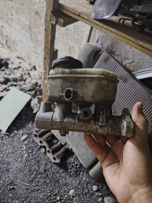 Продам запчасти на камри 10