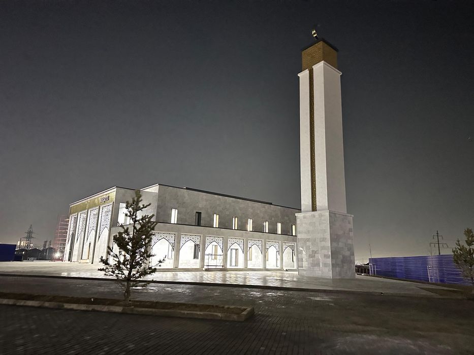 Мрамор, гранит, травертин, лаймстоун