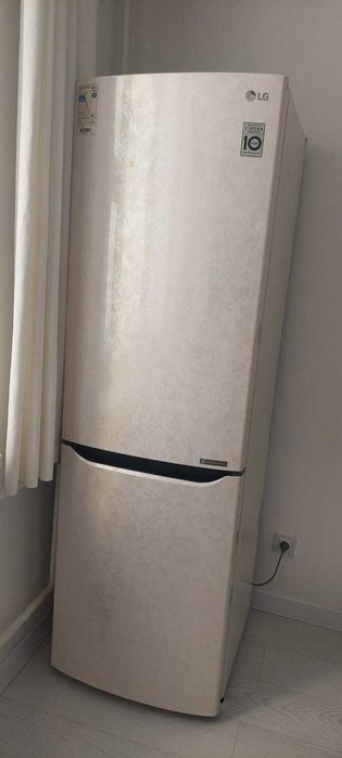 Продается холодильник