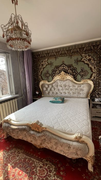 Спальный гарнитур