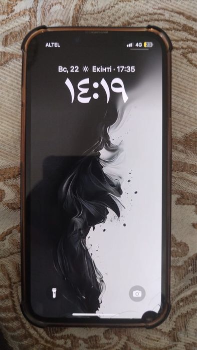 Айфон 14 в хорошем состояний