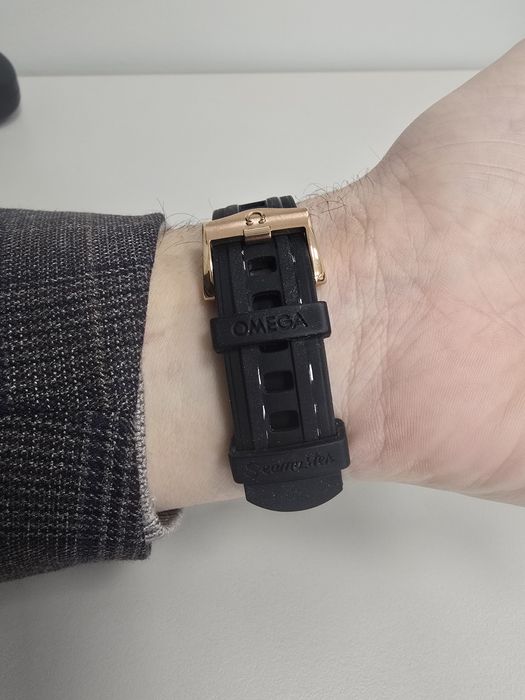 Omega Seamaster Diver 300 M