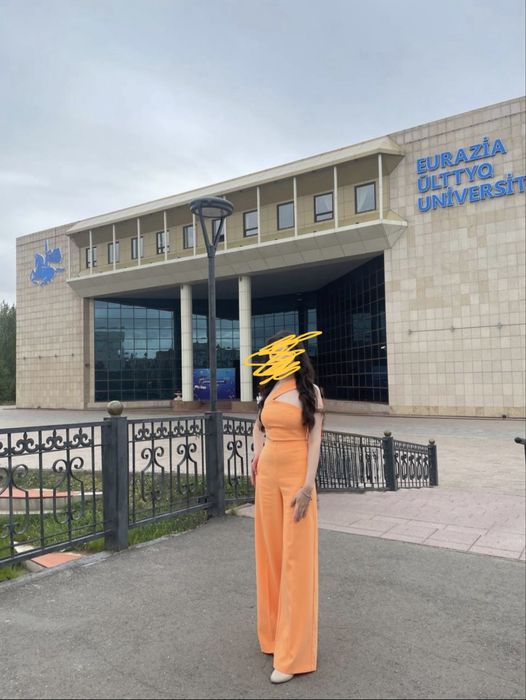 Комбинезон женский