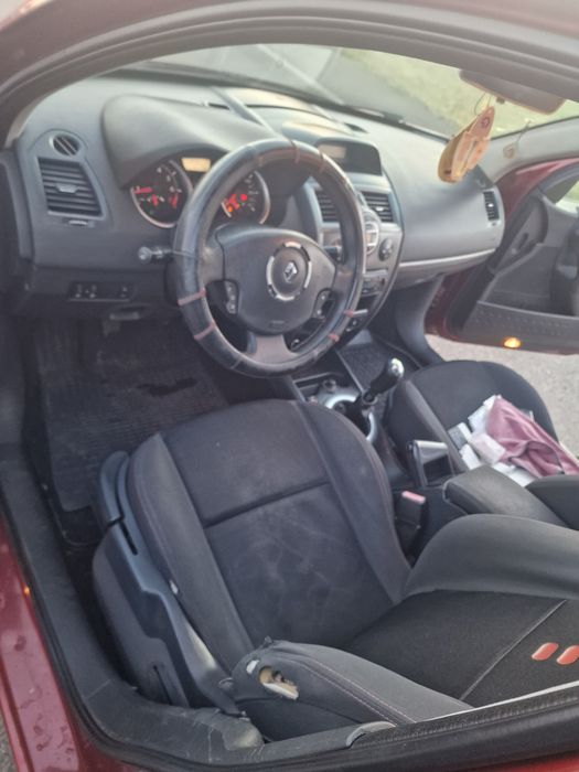 Renault Megane 2 1.4 benzina 2007 – AC, GPL,trapă, fără rugină, întreținută