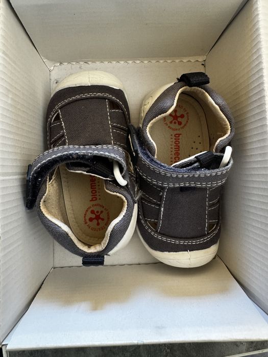 Сандали за прохождане 18 номер