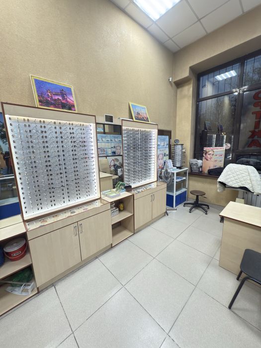 Срочно продаётся действующяя оптика