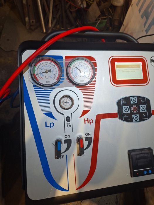 Автосервиз  гуми монтаж, , зареждане  на автоклиматици