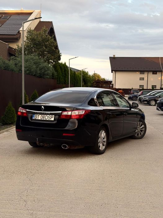 RENAULT Latitude 2011 — imagine 4