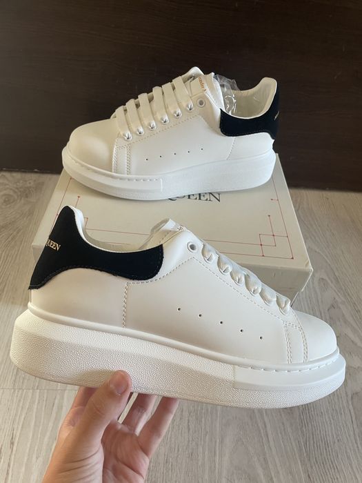 Alexander McQUEEN