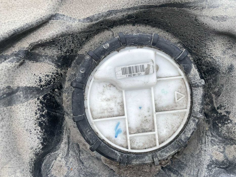 Резервоар Mercedes E class W211 V6 4matic Kombi OM642