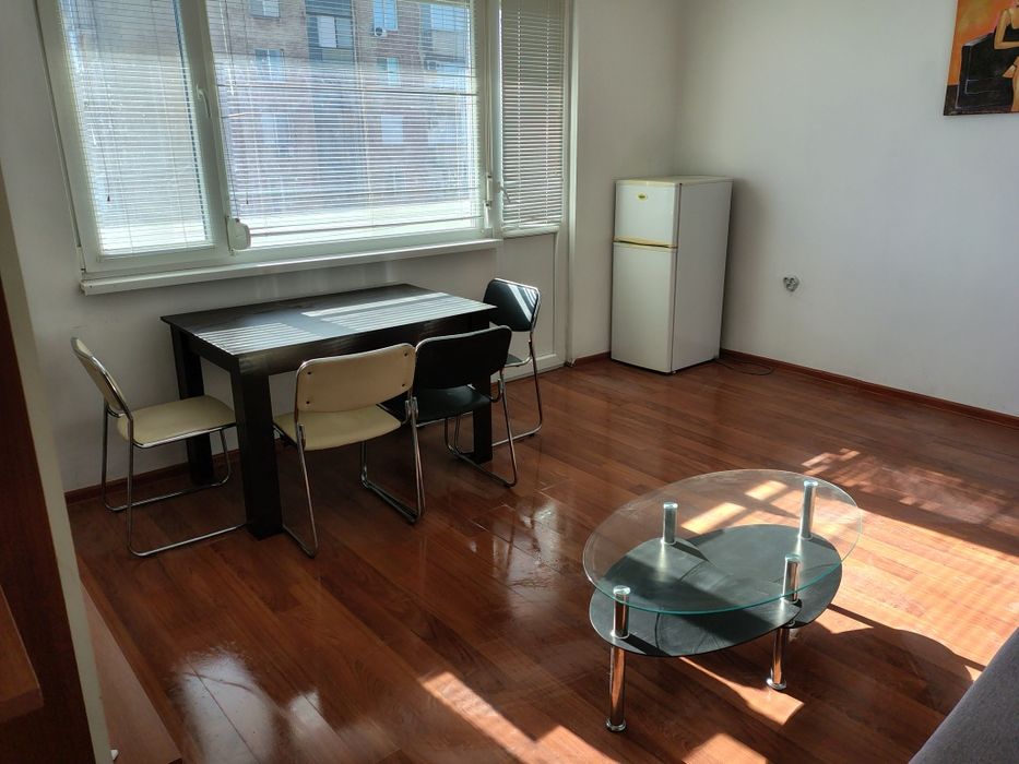 Дава се под наем Двустаен апартамент в Видин, Гео Милев - 56 кв.м за 255 € - Снимка #3