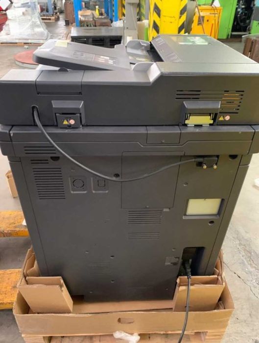 Imprimanta multifunctionala Kyocera 2551Ci xerox copiator