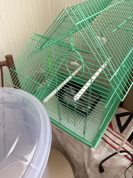 Продам клетку для птицы