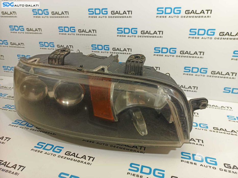 Far Dreapta cu Lupa FARA Xenon EUROPA Fiat Punto 1998 - 2005 [L2151]