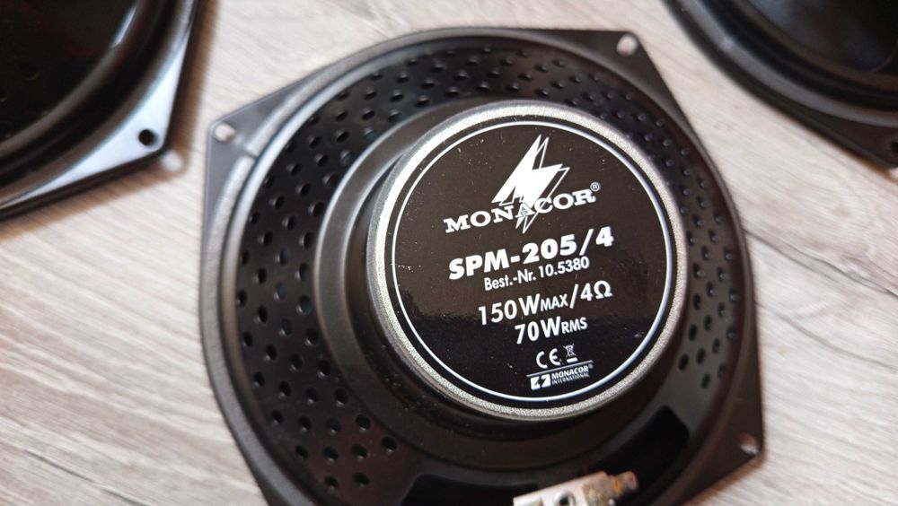 8 инча басови говорители-Monacor