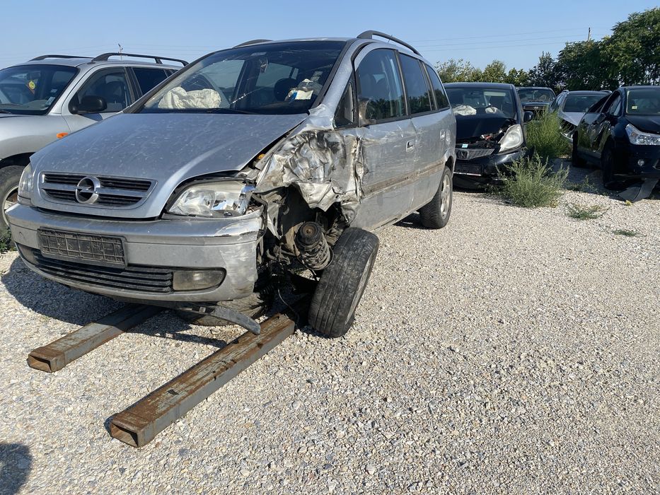 Опел Зафира А 2.0 дизел 101кс на части