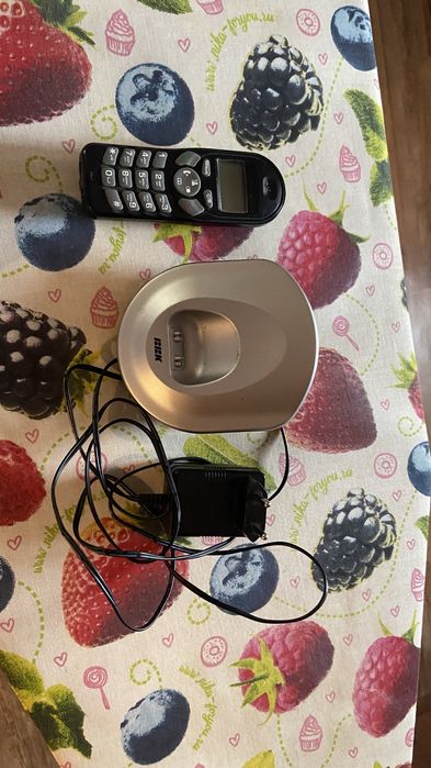 Продам радиотелефон