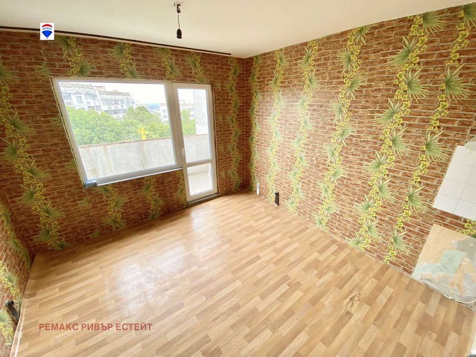 Продава се Двустаен апартамент в Русе, Дружба 3 - 81 кв.м за 826 €/кв.м - Снимка #5