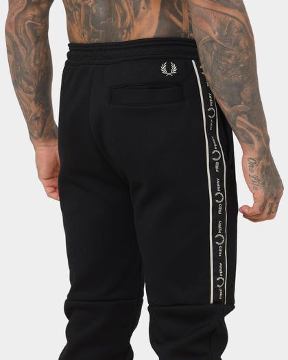 Штаны Fred Perry