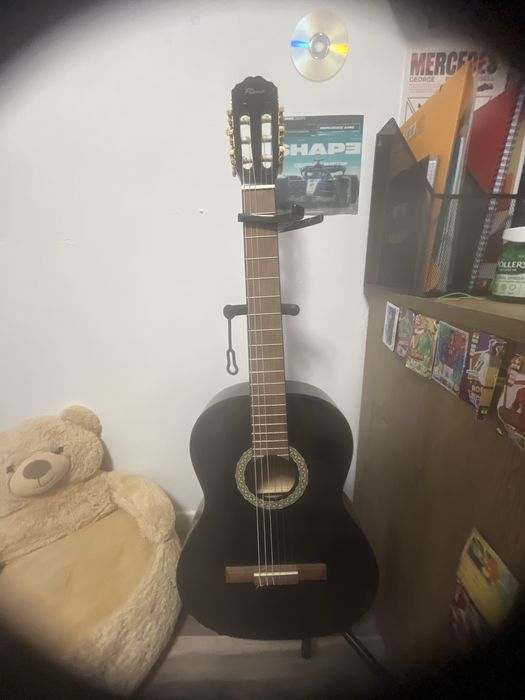 chitara clasica Flame cu Capo