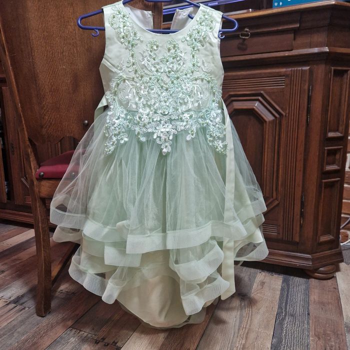 Детска рокля за 6 годишно момиче