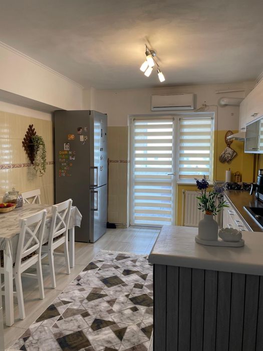 Apartament 2 camere decomandat