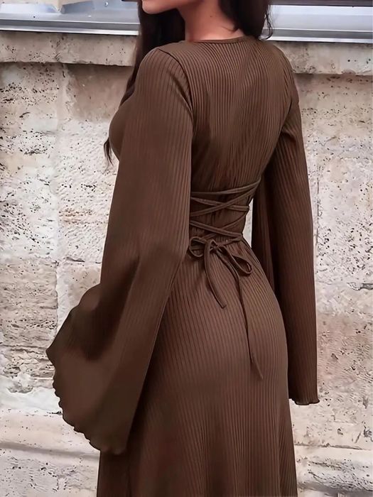 Платье длинное ,на завязках