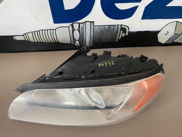 Far Xenon Stanga Volvo S80 V70 2007-2012 31214347