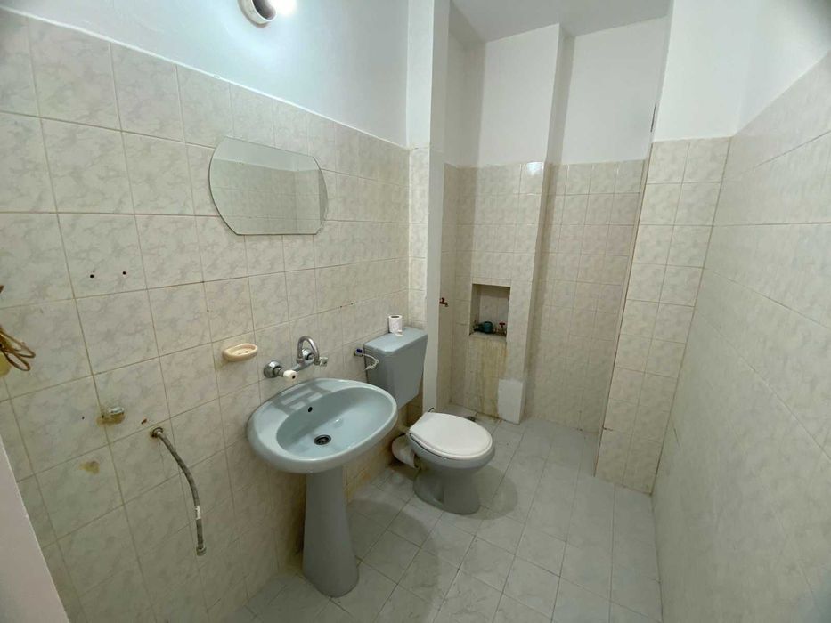 Дава се под наем Едностаен апартамент в Пловдив, Център - 58 кв.м за 71000 € - Снимка #2