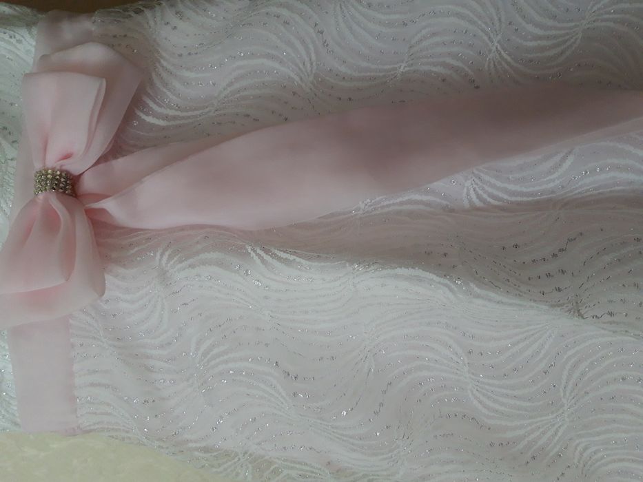 Платье шикарное для принцессы