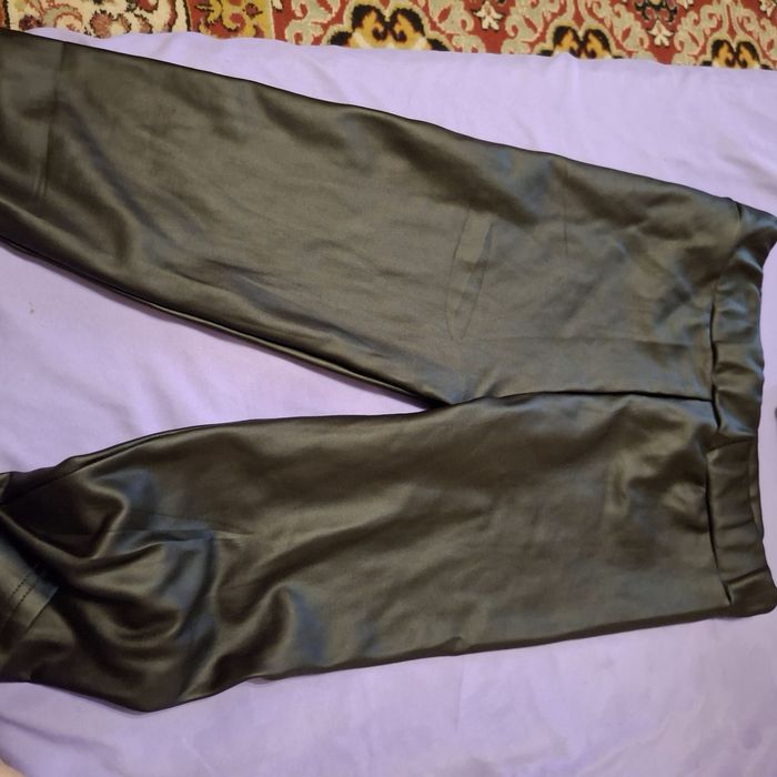 Продам одежду 46размер