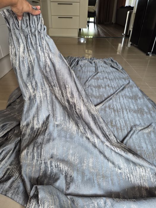 Draperii in stare foarte buna pentru living/dormitor - set 6 bucati