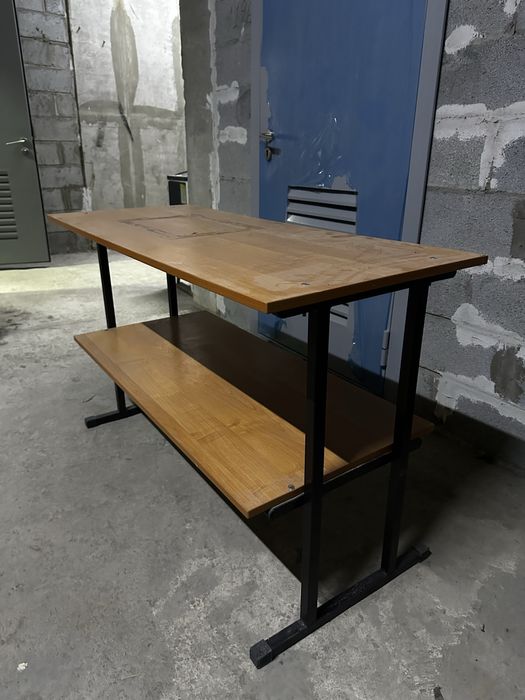 Парта из дерева