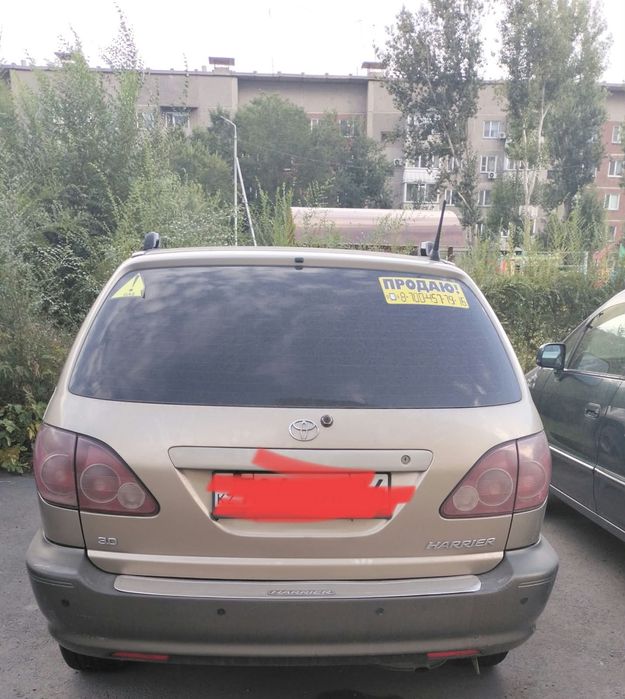 Продам Toyota Harrier