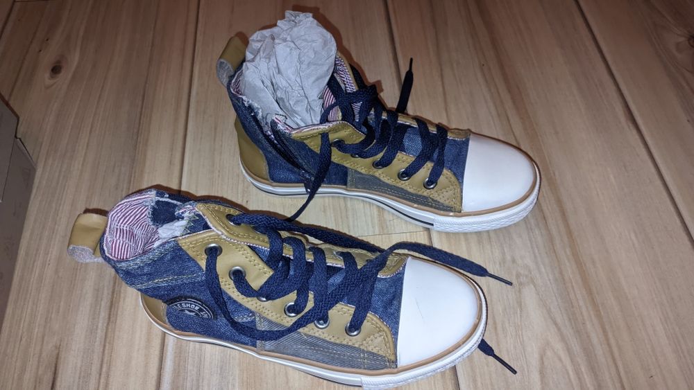 Ghetuțe sport, mărimea 35