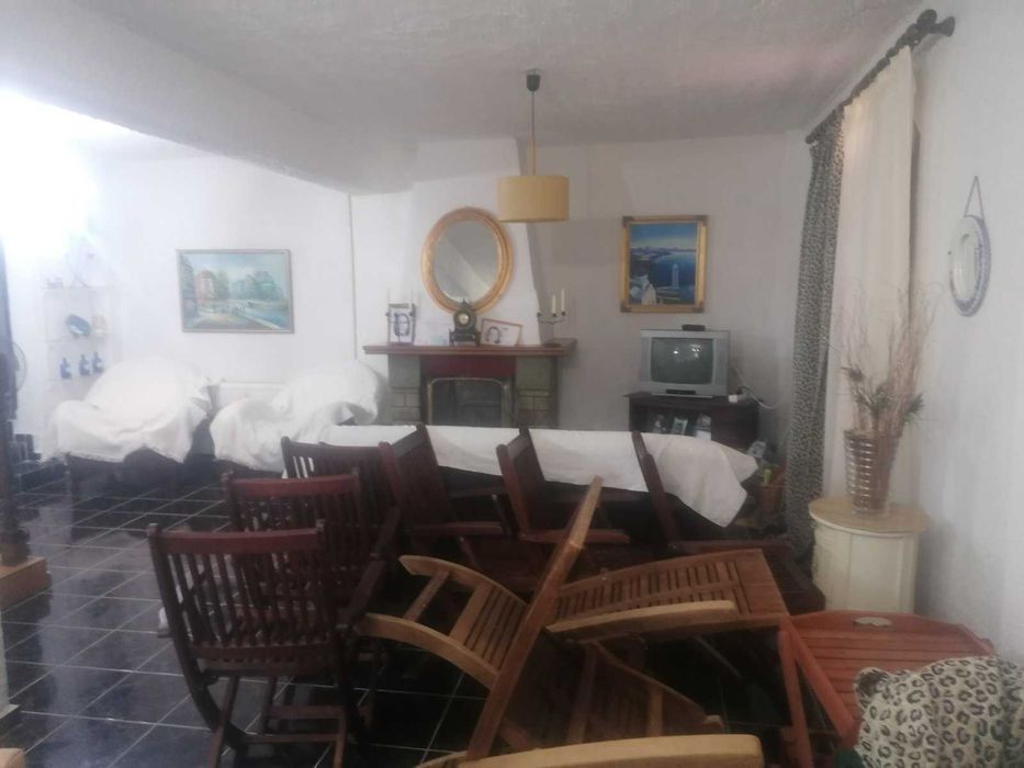 Продава се къща 160 м2 с двор 330 м2 в Аспровалта, Северна Гърция