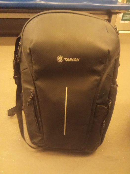 Vând rucsac de firma Tarion model de top