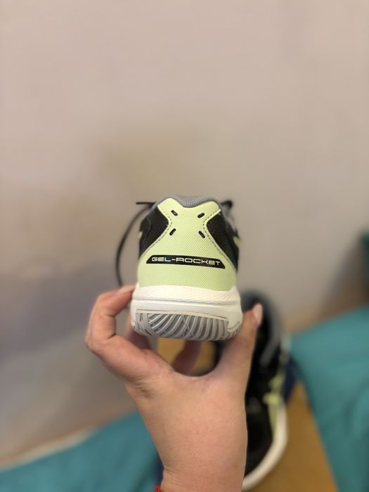 Волейболни обувки-ASICS GEL-Rocket 10