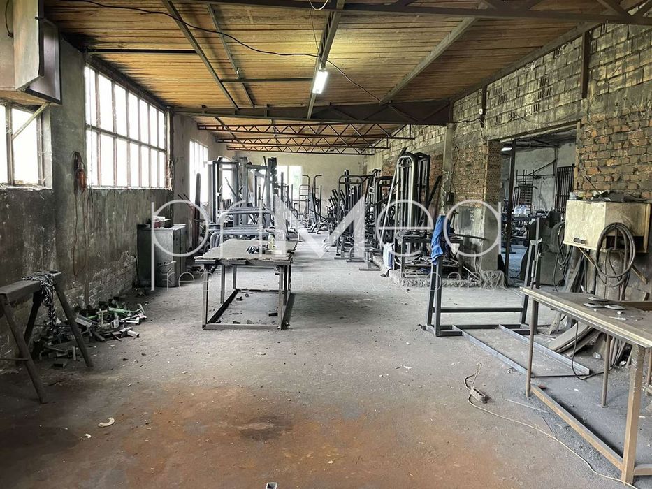 Дава се под наем Склад в с. Медово, Област Бургас - 1500 кв.м за 3989.73 € - Снимка #3