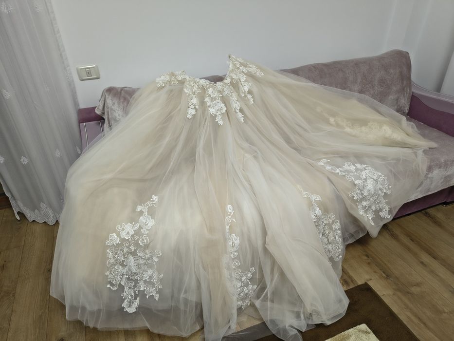 Rochie de mireasa sirena